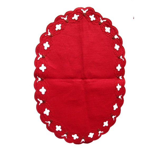 Vintage Embroidered Cutwork Holly Red Christmas Placemats A Set of Four EUC - Picture 9 of 11